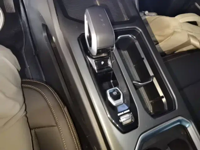 Geely Haoyue L — Фото автомобиля 13