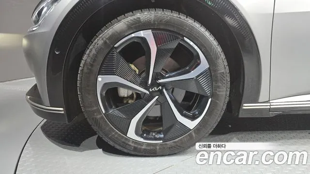 Фотография автомобиля — Kia EV6