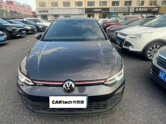 Volkswagen Golf GTI — Фото автомобиля 2