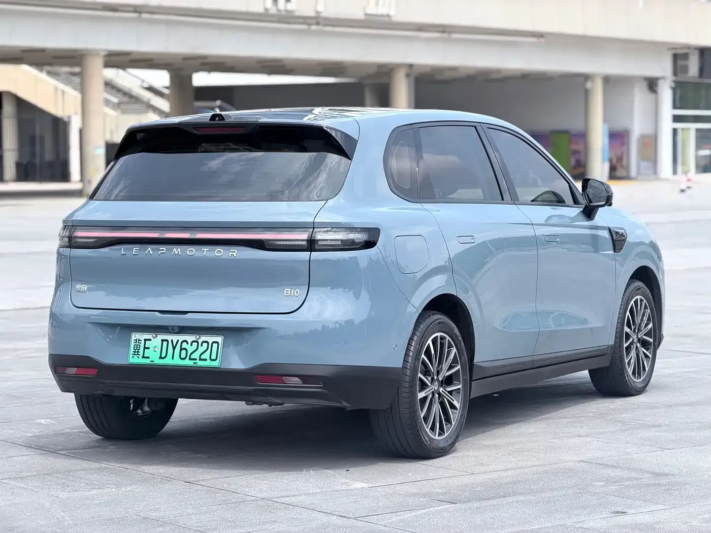 Leapmotor Leapmotor B10 2025 510 LiDAR Edition — Фото автомобиля 4
