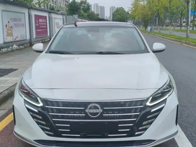 Nissan Teana — Фото автомобиля 2