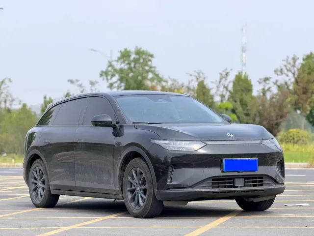 Leapmotor C11 — Фото автомобиля 3