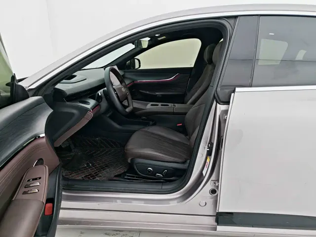 Changan Qiyuan A07 — Фото автомобиля 9