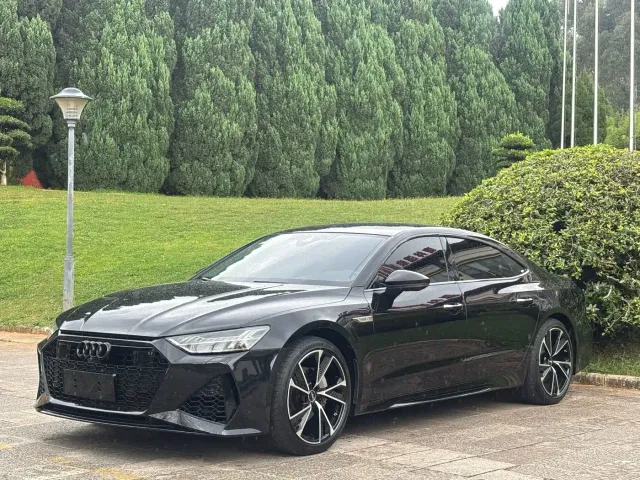 Фотография автомобиля — Audi A7L