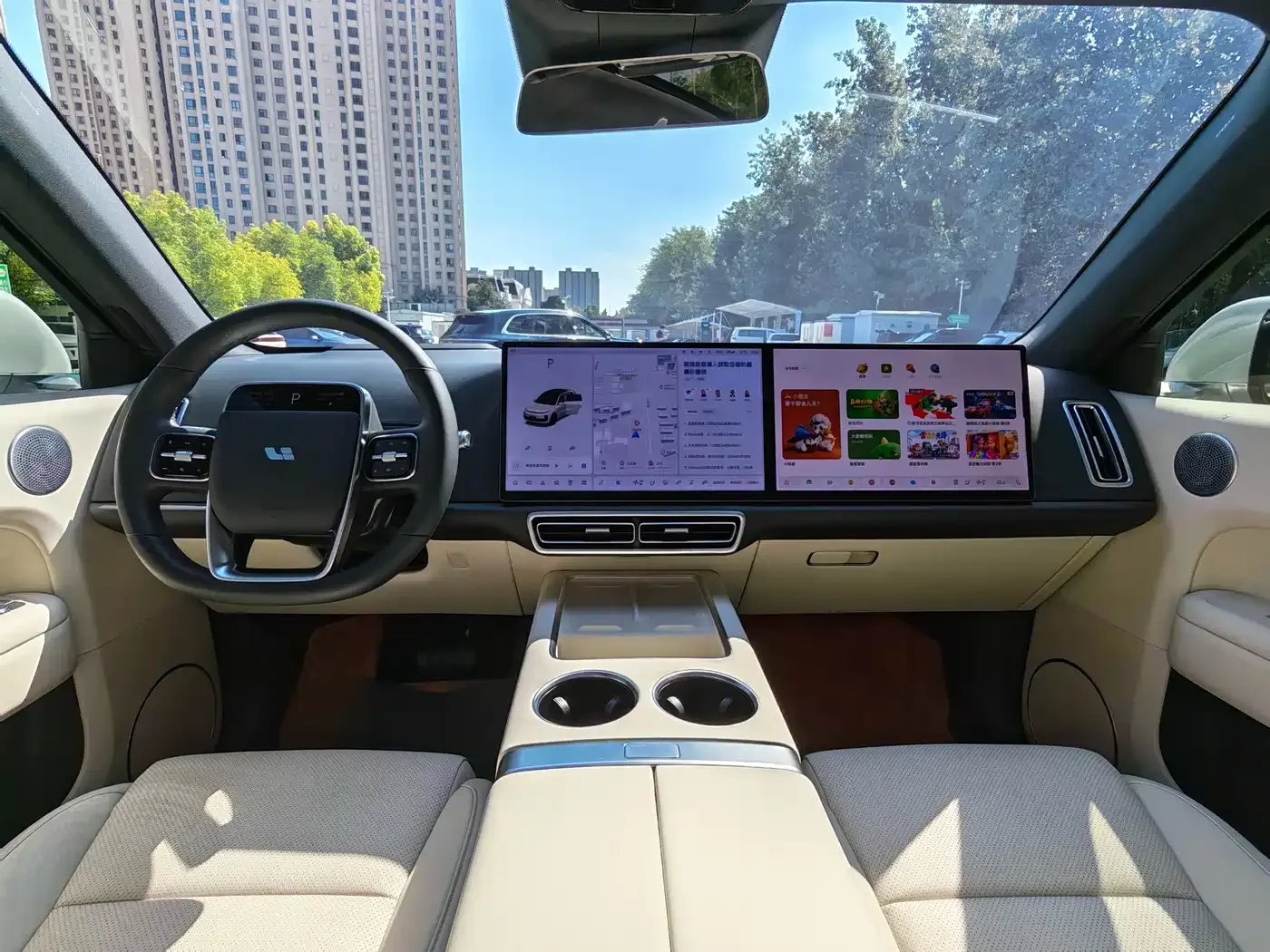 Li Auto Li Auto L6 2025 Pro Smart Renewal Edition — Фото автомобиля 4