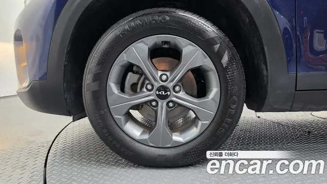 Kia Seltos Новый Seltos Бензин 2.0 2WD — Фото автомобиля 5