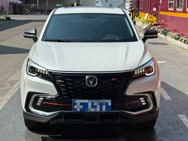 Changan CS85 COUPE — Фото автомобиля 2