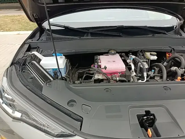 Geely Galaxy E5 — Фото автомобиля 20