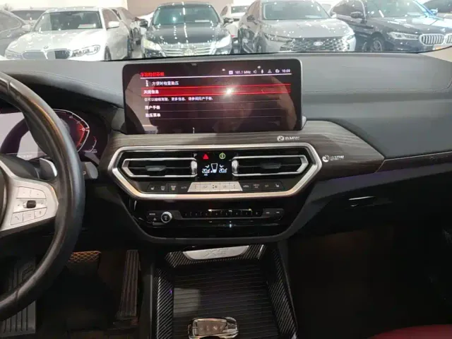 BMW X3 — Фото автомобиля 12