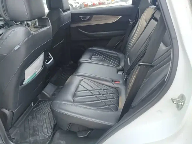 Chery Tiggo 8 PLUS Kunpeng e+ — Фото автомобиля 16
