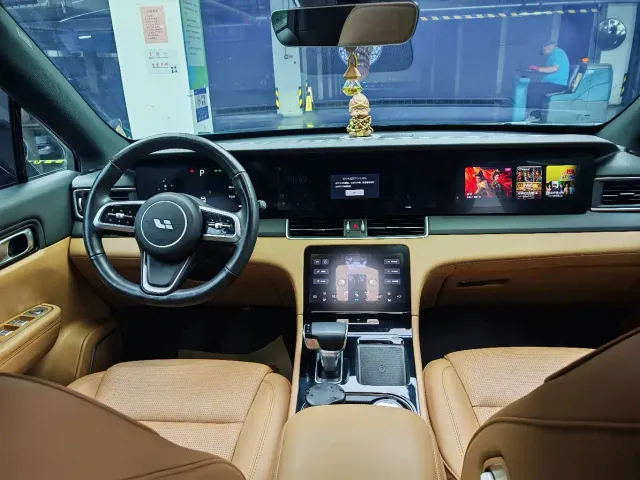 Li Auto ONE — Фото автомобиля 15