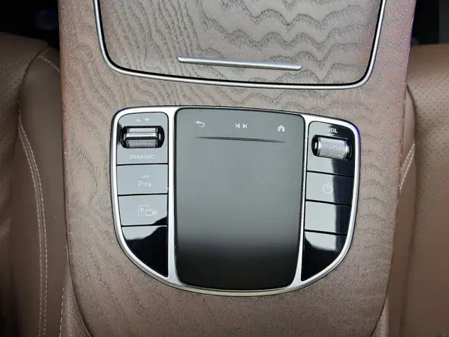 Mercedes-Benz E-Class — Фото автомобиля 13