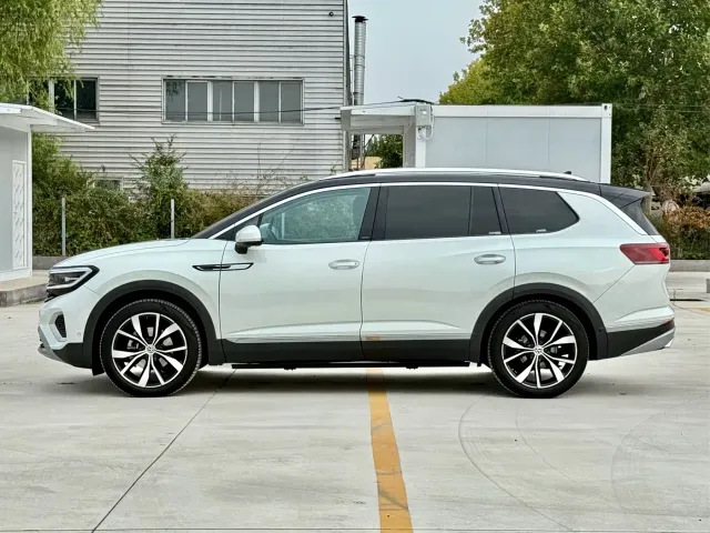 Volkswagen Talagon — Фото автомобиля 8
