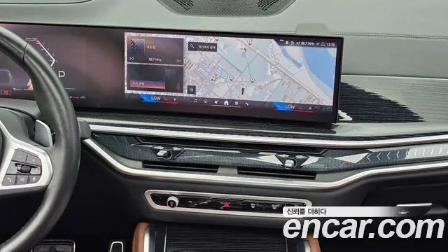 BMW X6 xDrive40i M Sport — Фото автомобиля 13