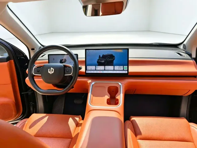 Leapmotor C16 — Фото автомобиля 5