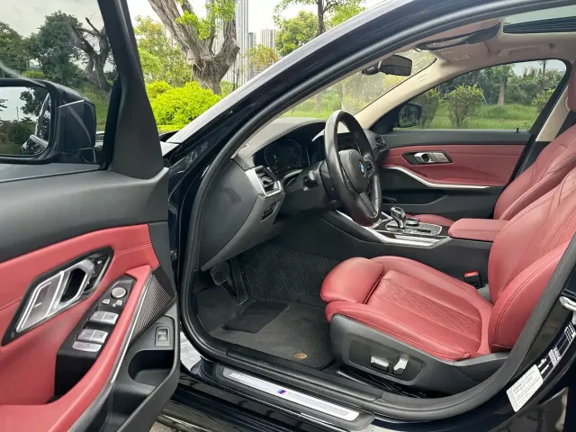 BMW 3 Series — Фото автомобиля 4
