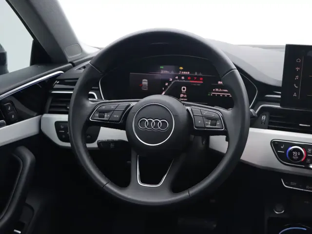 Audi Audi A5 (Import) 2024 Sportback 40 TFSI quattro Luxury Dynamic — Фото автомобиля 16