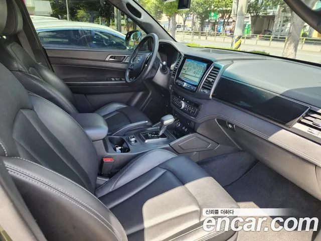 KG_Mobility_Ssangyong Rexton — Фото автомобиля 14