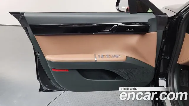 Hyundai Grandeur GN7 — Фото автомобиля 13