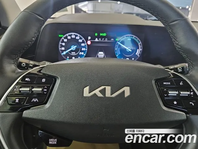 Kia Niro The All New Niro — Фото автомобиля 8