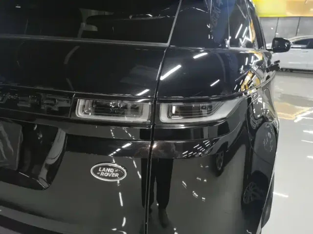 Land Rover Range Rover Evoque — Фото автомобиля 7
