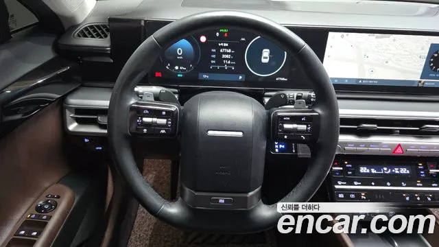 Hyundai Grandeur GN7 — Фото автомобиля 13