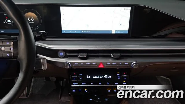 Hyundai Grandeur Grandeur (GN7) 2.5 Бензин 2WD — Фото автомобиля 15