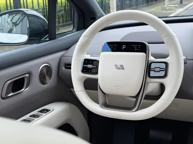 Li Auto i6 — Фото автомобиля 14