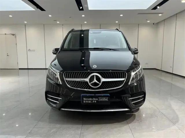 Mercedes-Benz V-Class — Фото автомобиля 2