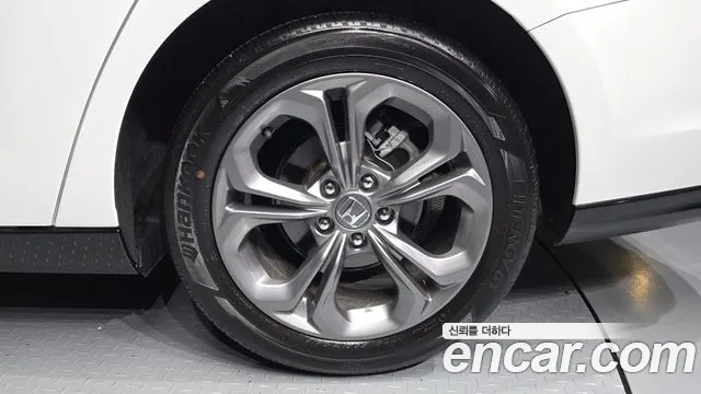 Honda Accord 1.5 Turbo — Фото автомобиля 18