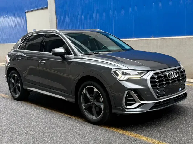 Audi Q3 — Фото автомобиля 3