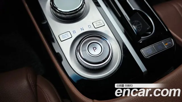 Genesis G80 RG3 — Фото автомобиля 12