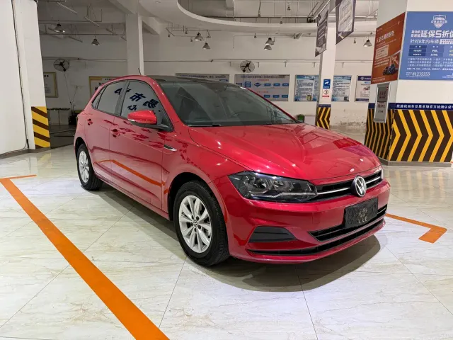 Volkswagen Polo — Фото автомобиля 3