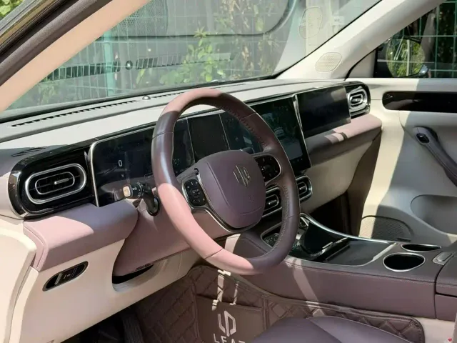 Leapmotor Leapmotor C11 2023 Extended Range 300 Comfort Edition — Фото автомобиля 5