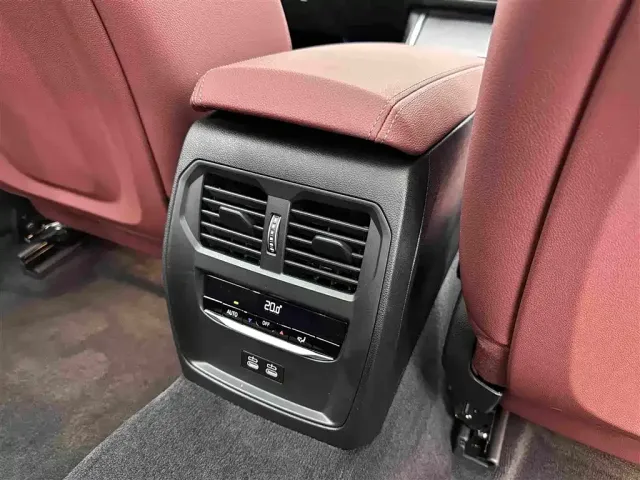 BMW 3 Series — Фото автомобиля 23