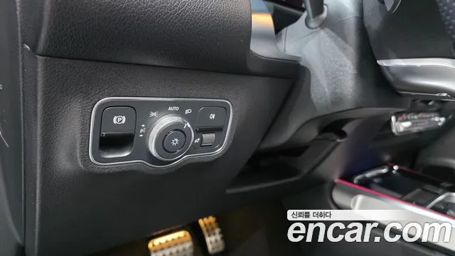 Mercedes-Benz EQB X243 — Фото автомобиля 14