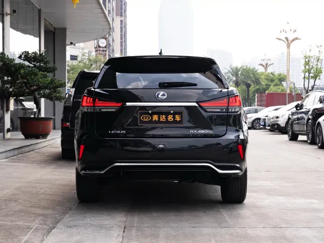 Lexus RX — Фото автомобиля 5