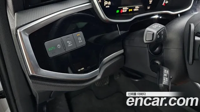 Audi Q3 35 TDI Premium — Фото автомобиля 25