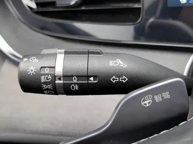 BYD Seal 07 DM-i — Фото автомобиля 21