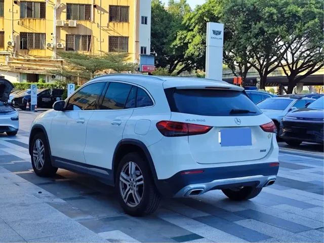 Mercedes-Benz GLA-Class — Фото автомобиля 4