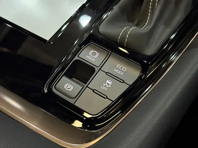 Toyota Alphard — Фото автомобиля 17
