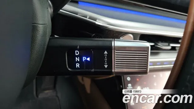 Hyundai Grandeur Grandeur (GN7) 2.5 Бензин 2WD — Фото автомобиля 8