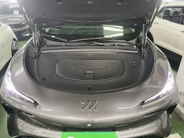IM Motors IM LS6 2023 Max Long Range — Фото автомобиля 19