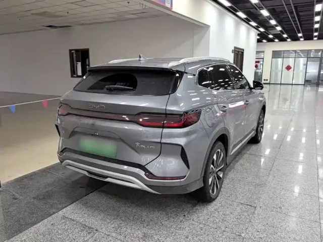 BYD Song PLUS — Фото автомобиля 6