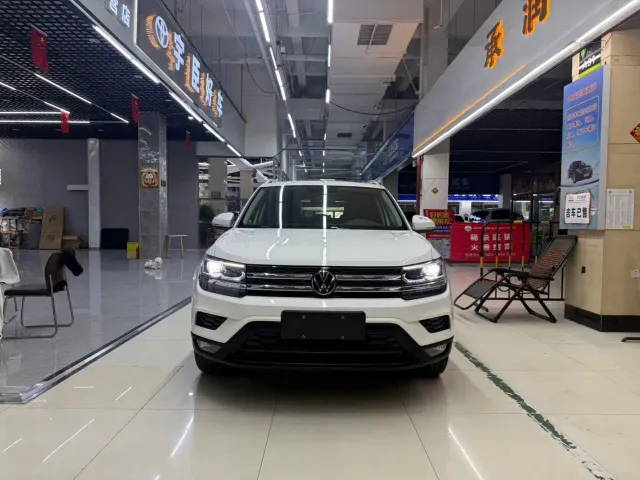 Volkswagen Tharu — Фото автомобиля 2