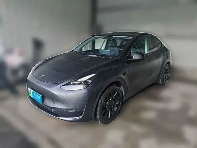 Фотография автомобиля — Tesla Model Y
