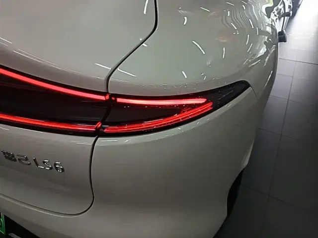 IM Motors LS6 — Фото автомобиля 7
