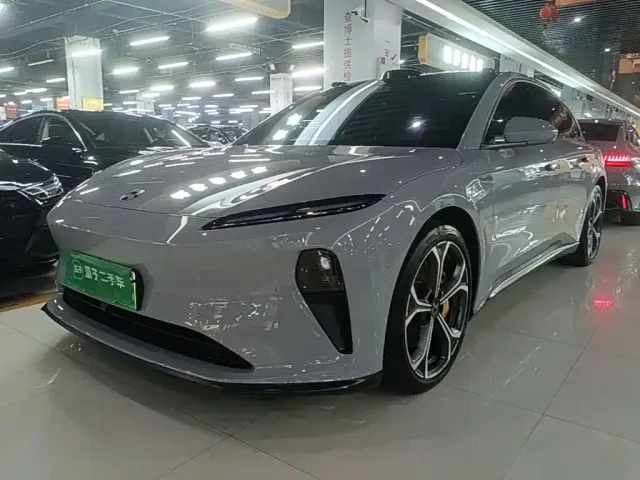 Фотография автомобиля — Nio ET5 Touring