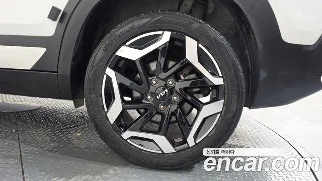 Kia Seltos Новый Seltos Бензин 2.0 2WD — Фото автомобиля 20