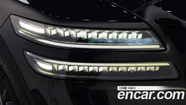 Genesis GV80 — Фото автомобиля 7